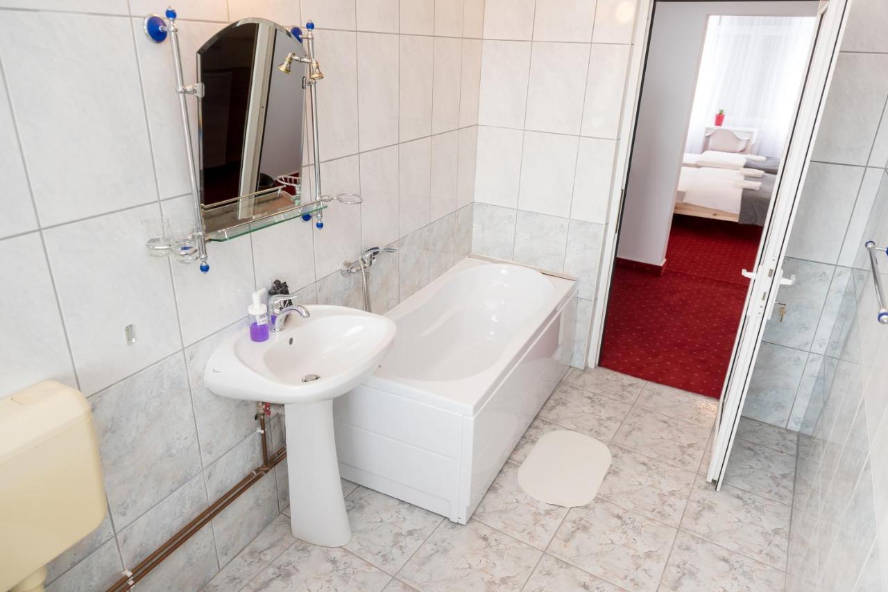 Bao Apartament & Rooms ออราแด ภายนอก รูปภาพ